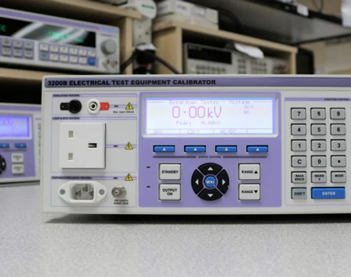 electrical test equipment calibrator